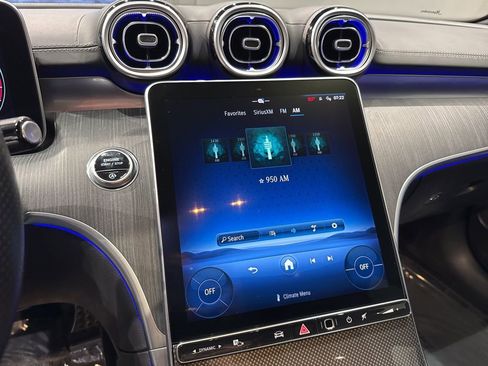 Used 2022 Mercedes-Benz C 300 C 300 image 17