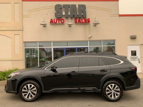 Used 2024 Subaru Outback Premium AWD/4WD image 4