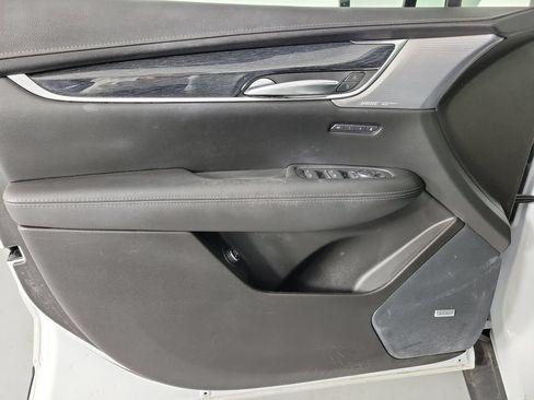 Used 2023 Cadillac XT5 Premium Luxury AWD/4WD image 21
