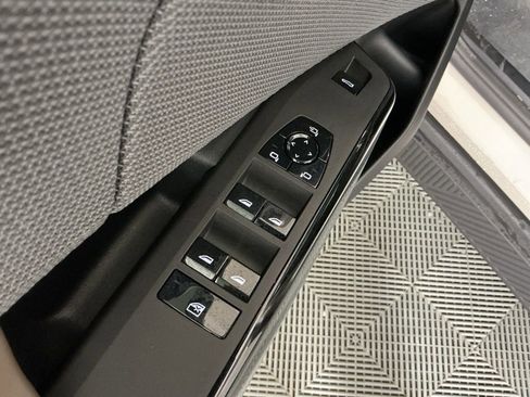 New 2026 BMW X3 xDrive30 w/ Premium Package image 18