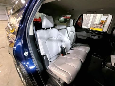 Used 2025 Honda Pilot EX-L image 20