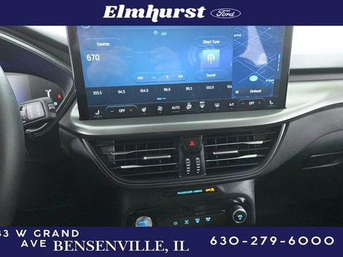 Used 2023 Ford Escape SE image 17