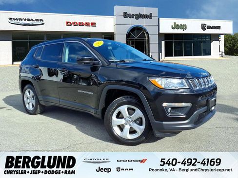 Used 2019 Jeep Compass Latitude w/ Popular Equipment Group image 1