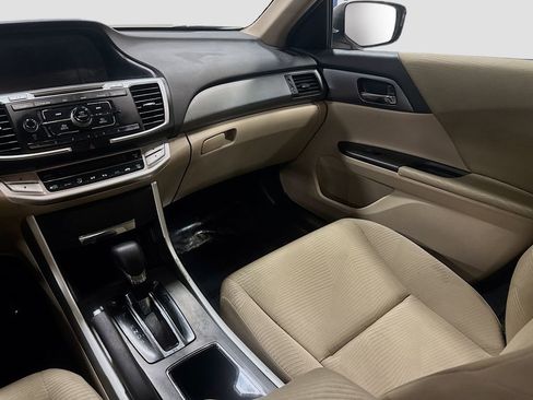 Used 2015 Honda Accord LX image 25