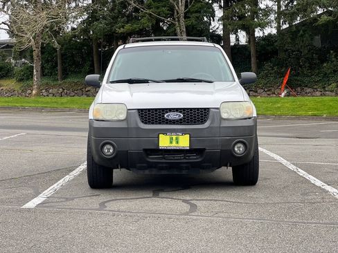 Used 2006 Ford Escape 4WD Hybrid image 8