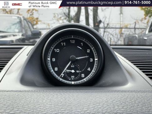 Used 2023 Porsche Macan image 23