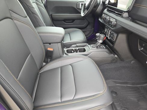 New 2026 Jeep Gladiator Sport AWD/4WD image 12