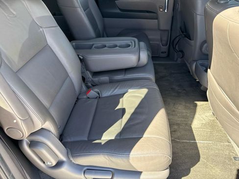 Used 2015 Honda Odyssey Touring Elite image 51