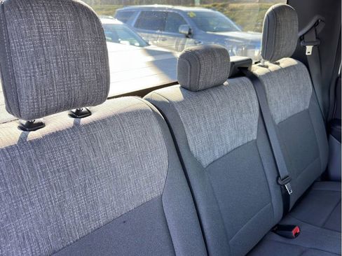 Used 2021 Ford F150 XLT image 30