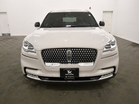 Used 2020 Lincoln Aviator Reserve w/ Equipment Group 202A AWD/4WD image 11