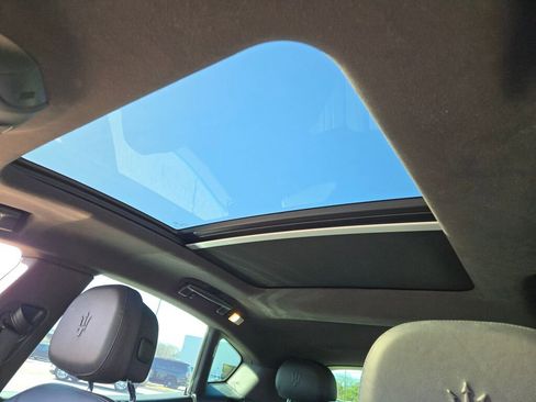 Used 2023 Maserati Levante Modena image 30