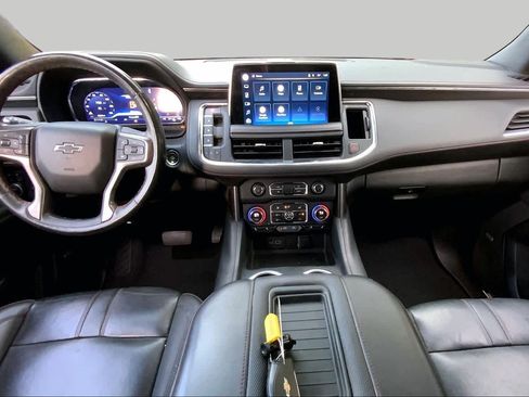 Used 2022 Chevrolet Suburban RST w/ Luxury Package AWD/4WD image 15