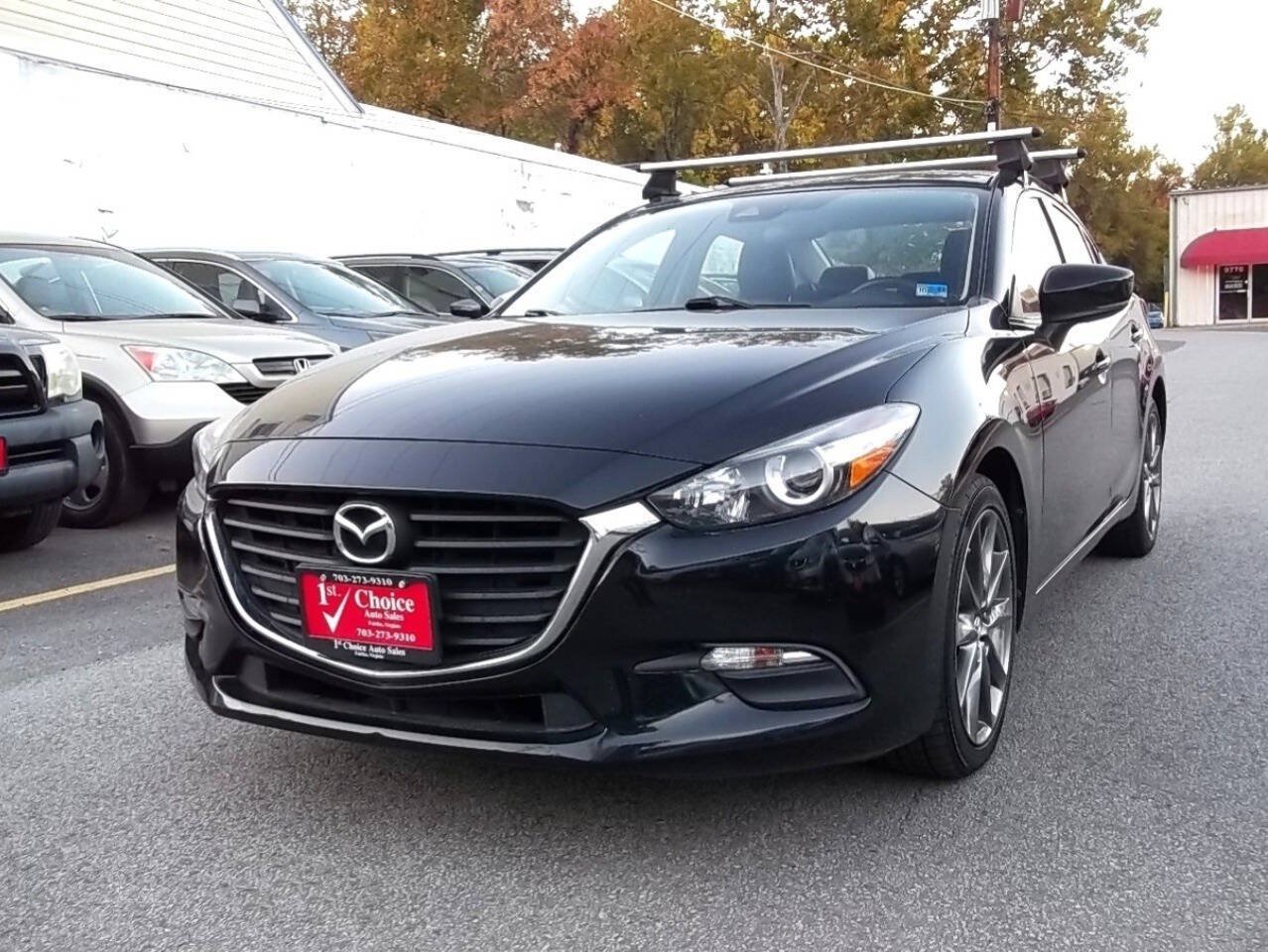 Used 2018 MAZDA MAZDA3 Touring FWD image 1