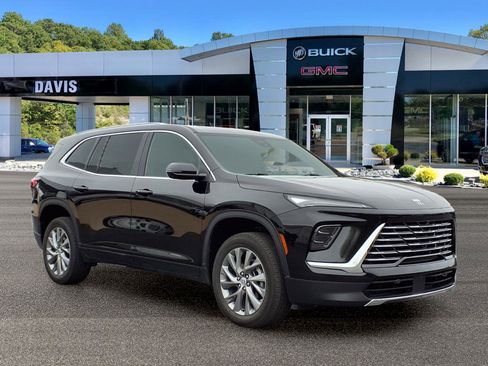 Used 2025 Buick Enclave Preferred FWD image 1