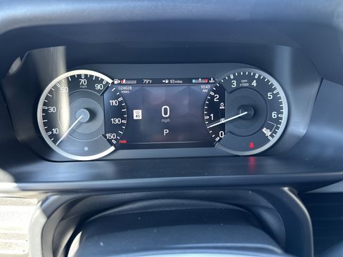 Used 2023 Land Rover Defender 110 X-Dynamic SE AWD/4WD image 16