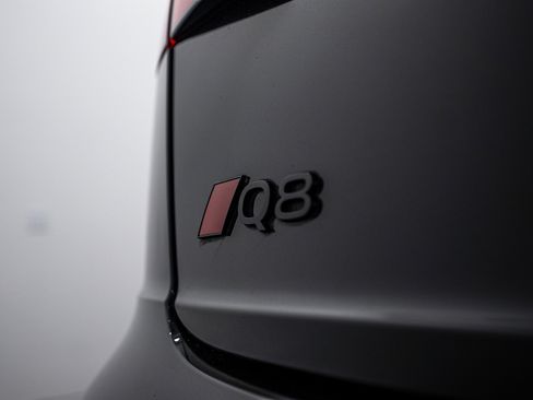 Certified 2024 Audi Q8 Premium Plus image 22