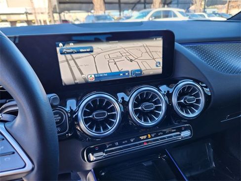 Certified 2025 Mercedes-Benz GLA 250 4MATIC image 26