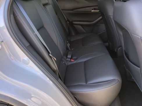 New 2025 MAZDA CX-30 AWD 2.5 S w/ Select Sport Pkg image 19