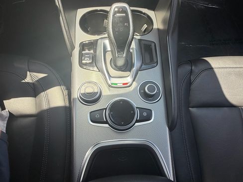 Used 2024 Alfa Romeo Giulia Ti w/ Active Assist Plus Package AWD/4WD image 27