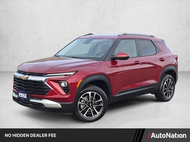 Used 2025 Chevrolet TrailBlazer LT AWD/4WD image 1