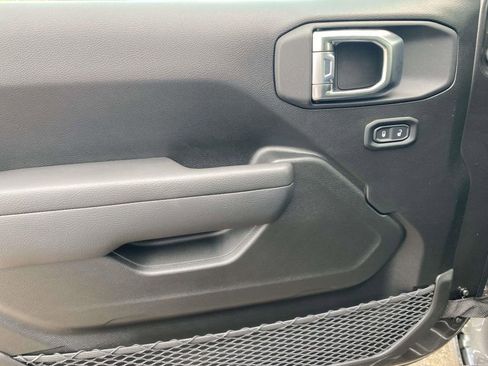 New 2026 Jeep Gladiator Sport image 37