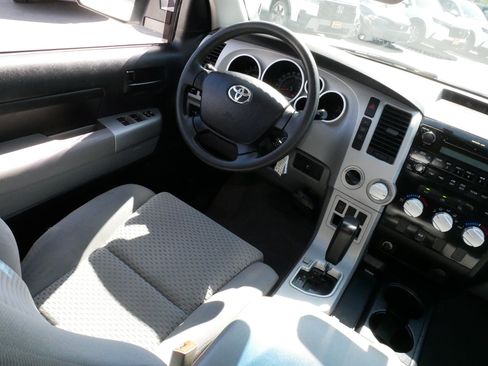 Used 2008 Toyota Tundra SR5 AWD/4WD image 9