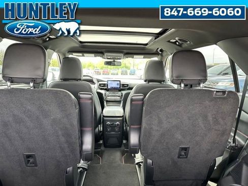 Used 2023 Ford Explorer ST-Line w/ Class IV Trailer Tow Package AWD/4WD image 13