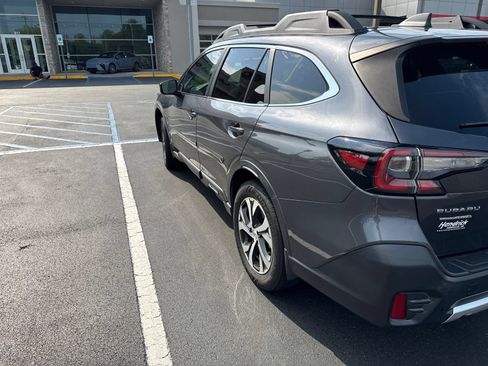 Used 2021 Subaru Outback Limited w/ Popular Package #2 AWD/4WD image 5