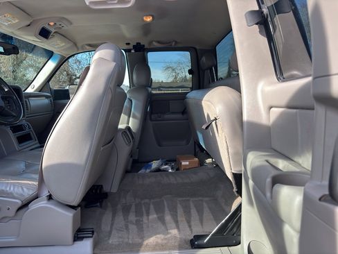 Used 2003 Chevrolet Silverado 2500 LT image 14