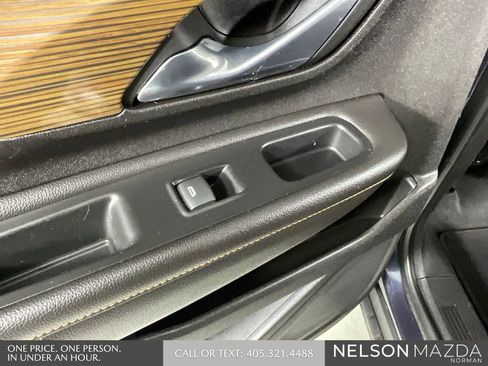 Used 2018 GMC Terrain SLE FWD image 19