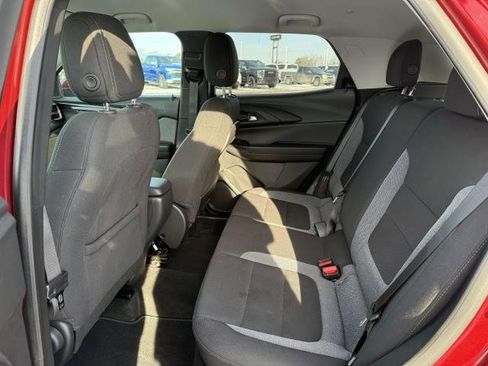 Used 2025 Chevrolet TrailBlazer LT image 12