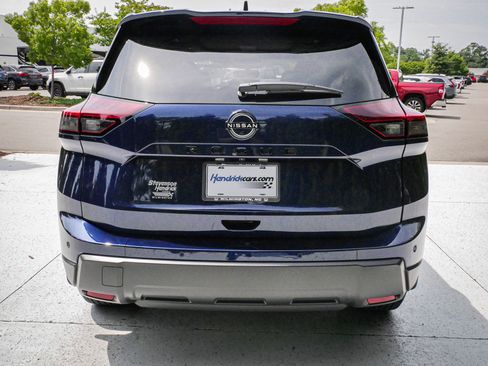 Used 2026 Nissan Rogue Dark Armor FWD image 9