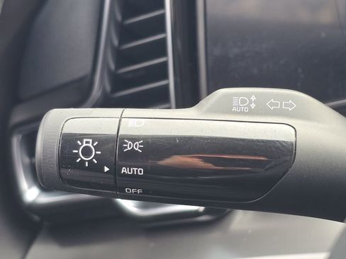 Used 2023 Kia Sportage EX image 23