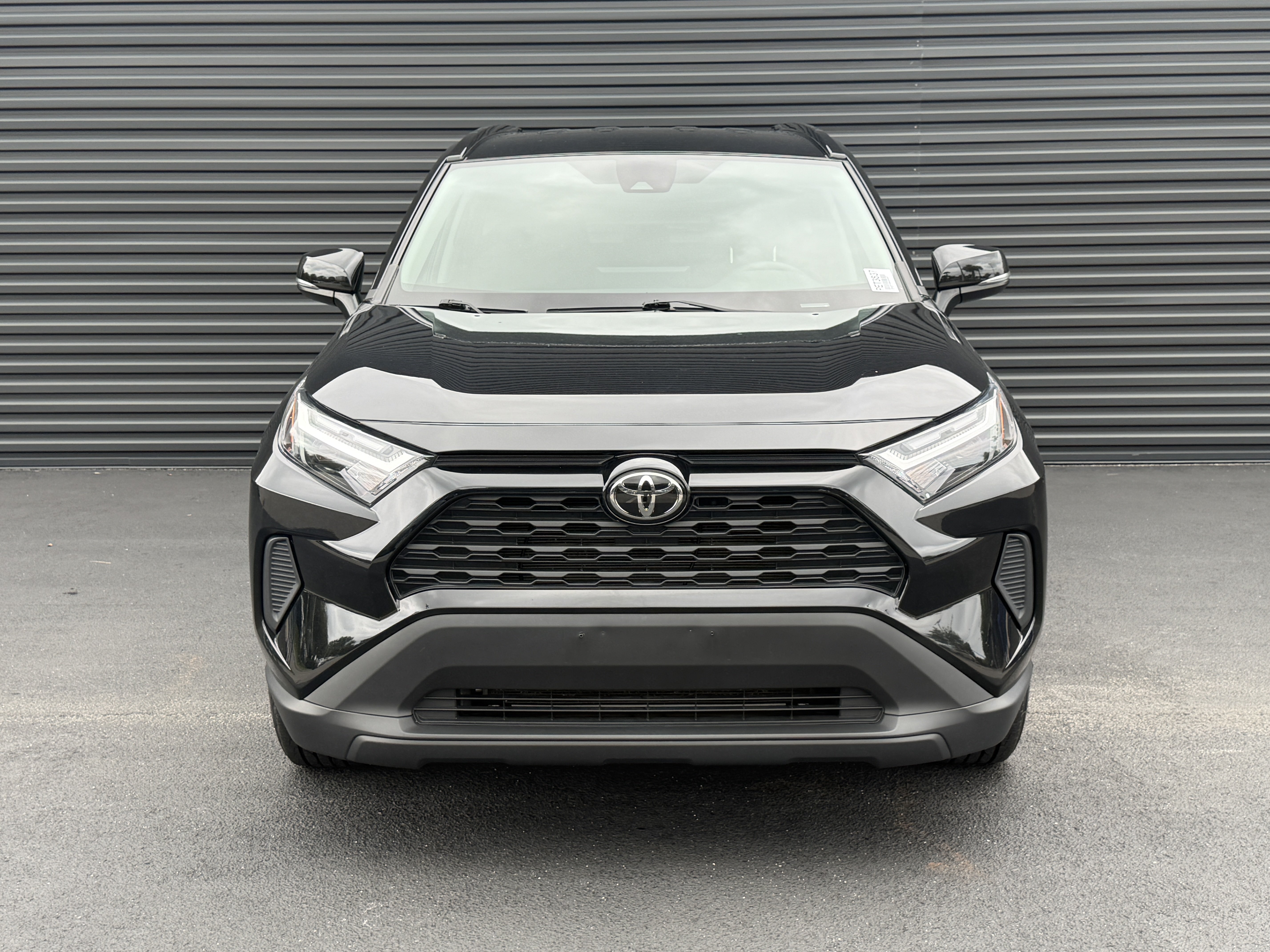 Used 2024 Toyota RAV4 XLE FWD image 8