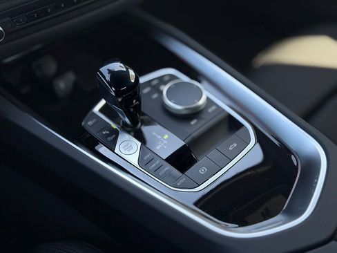 New 2026 BMW Z4 sDrive30i w/ Convenience Package RWD image 14