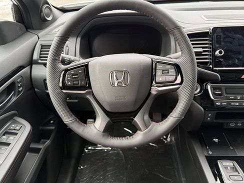 New 2026 Honda Ridgeline Black Edition image 16