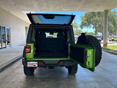 Used 2026 Jeep Wrangler Unlimited Rubicon AWD/4WD image 36