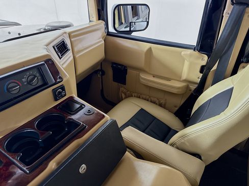 Used 2000 HUMMER H1 4-Door Wagon AWD/4WD image 24