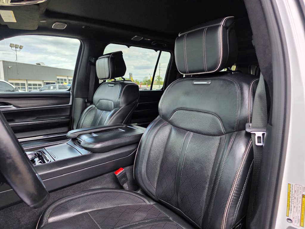 Used 2024 Jeep Grand Wagoneer L Series II w/ Quick Order Packagew 28T AWD/4WD image 21