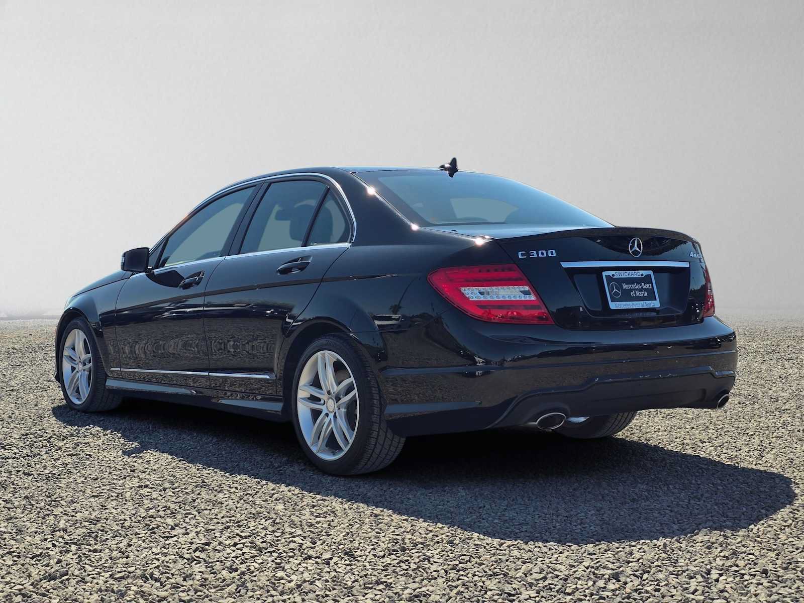 Used 2014 Mercedes-Benz C 300 4MATIC Sedan image 6