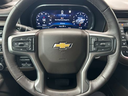 Used 2022 Chevrolet Tahoe LT w/ Luxury Package AWD/4WD image 22