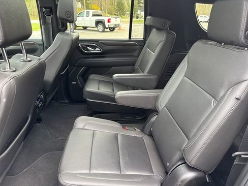 Certified 2024 Chevrolet Suburban Z71 w/ Off-Road Capability Package AWD/4WD image 25