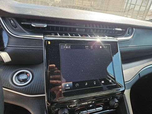 Used 2024 Jeep Grand Cherokee L Laredo image 21