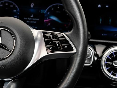 Used 2025 Mercedes-Benz CLA 250 4MATIC image 22