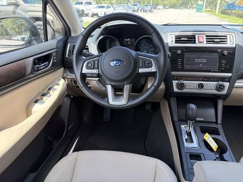 Used 2017 Subaru Legacy 2.5i Limited AWD/4WD image 23