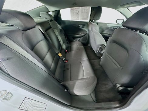Used 2024 Chevrolet Malibu LT image 33