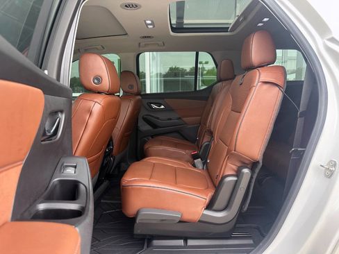 Used 2019 Chevrolet Traverse High Country w/ LPO, Floor Liner Package image 11