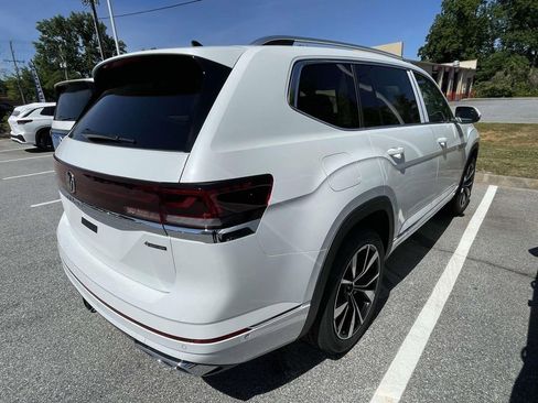 New 2026 Volkswagen Atlas SEL Premium R-Line AWD/4WD image 10