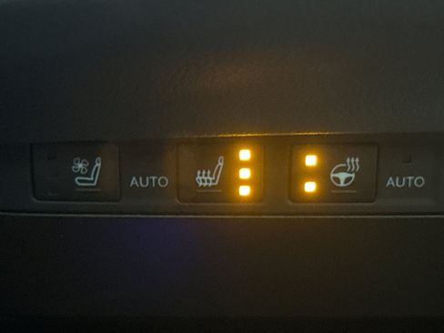 Used 2025 Lexus ES 350 w/ Luxury Package image 20