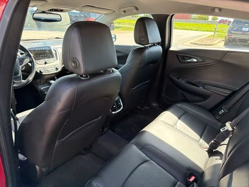 Used 2016 Chevrolet Malibu LT w/ Leather Package FWD image 15